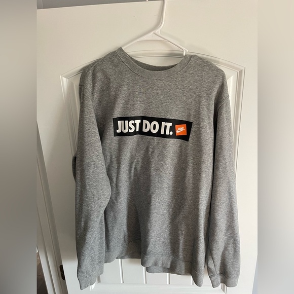 NIKE Just Do It Sweater - Picture 1 of 7